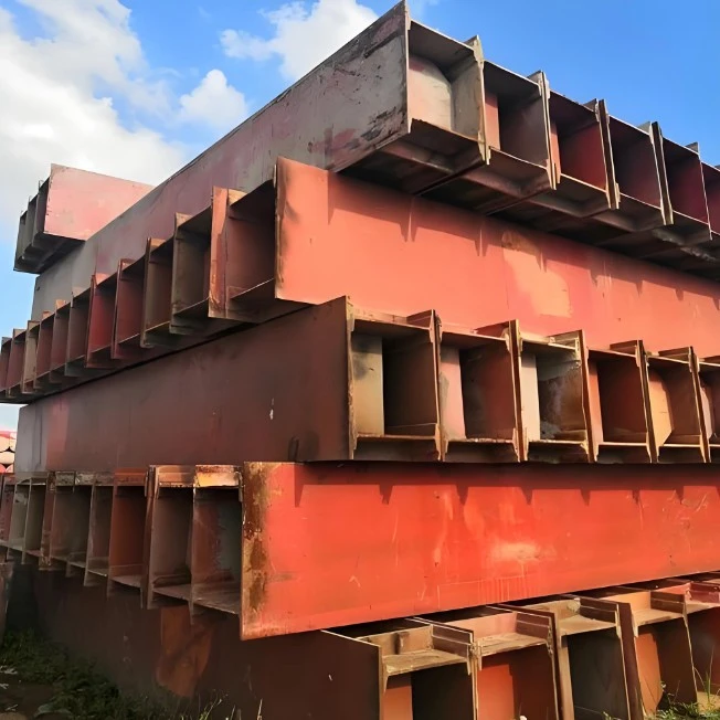 Perché i correnti in acciaio sono essenziali nelle costruzioni moderne?